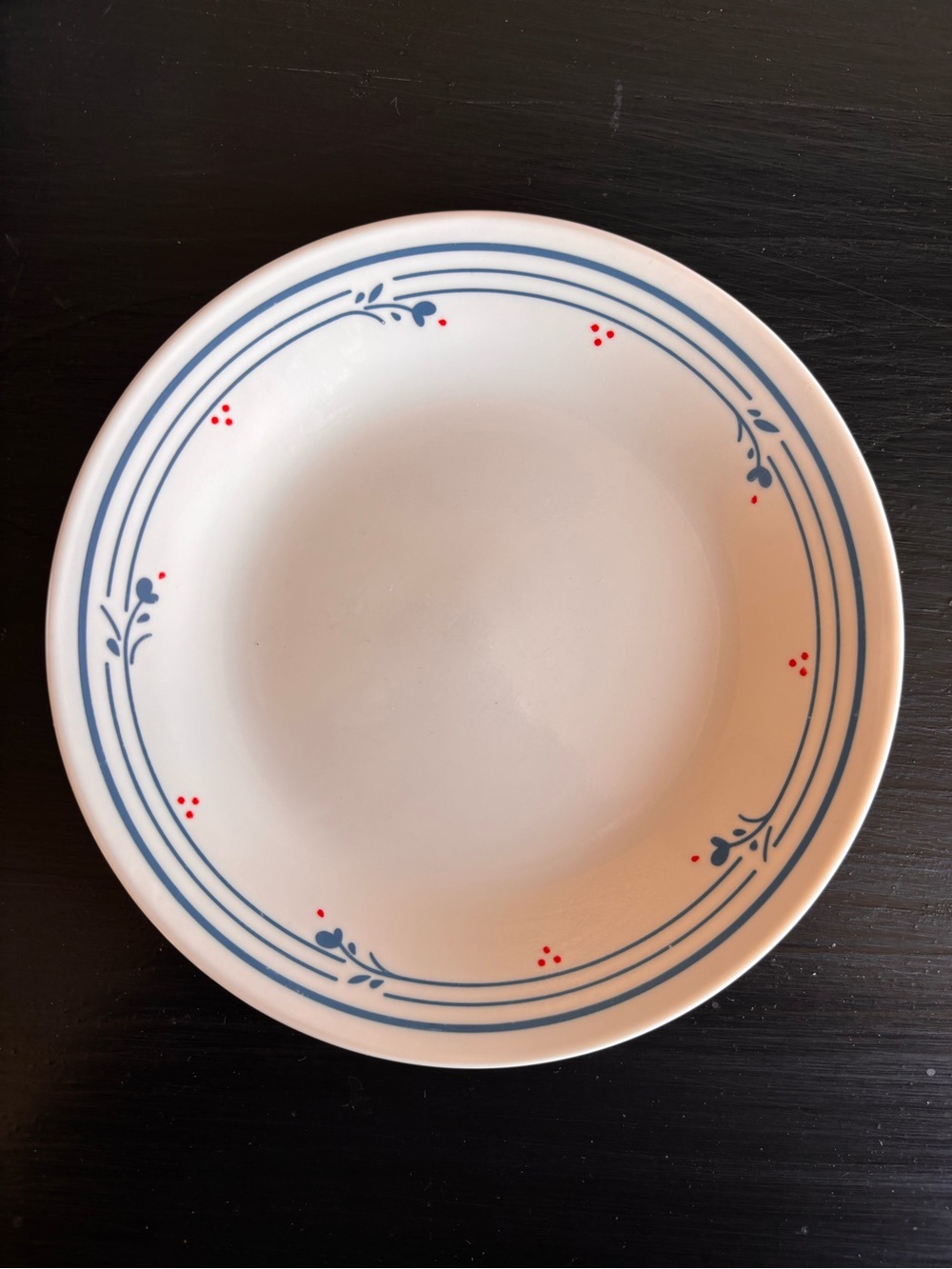 Vintage Corelle Country Violets Dessert Bread Plates Set of 6 1980s Flowers Dots